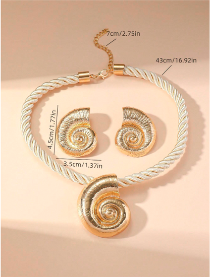 Océan Précieux – Collier & Boucles d’Oreilles Coquillage